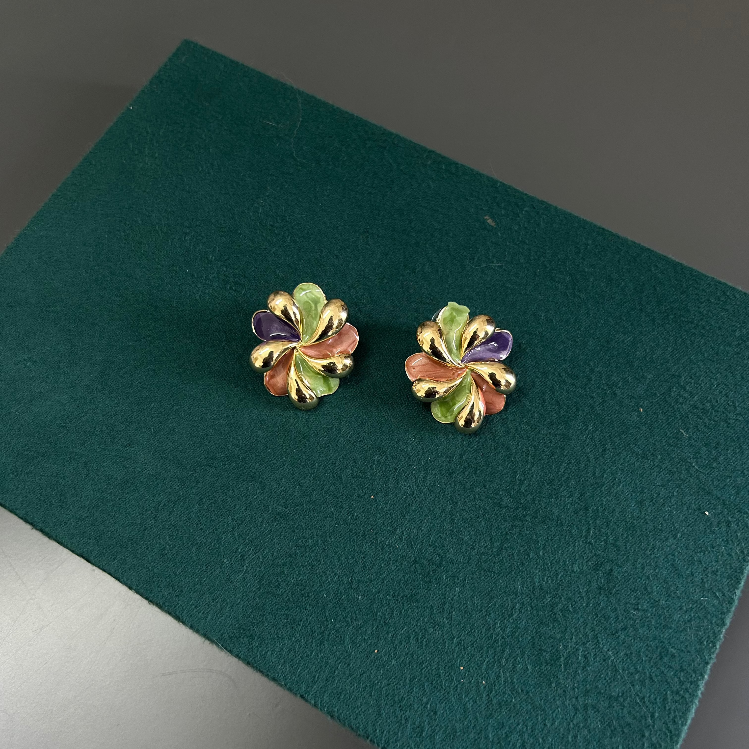Pastel Bloom Studs